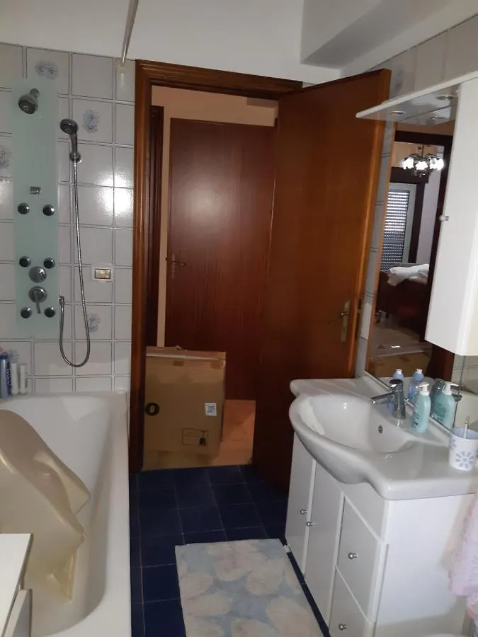 Casa Di Roberta Apartment Santa Teresa Di Riva Italy